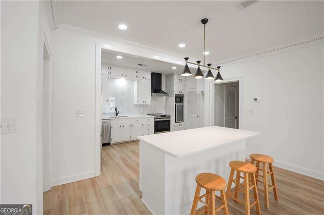 3649 Peachtree Road NE 305, Atlanta, GA 30319