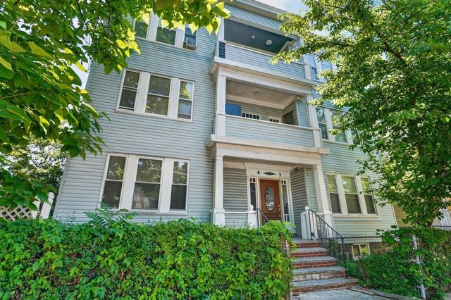 31 Middleton, Boston, MA 02124