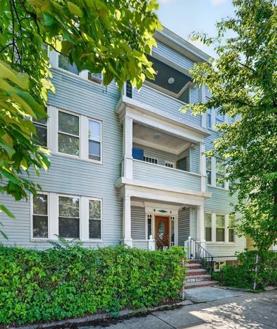 31 Middleton, Boston, MA 02124