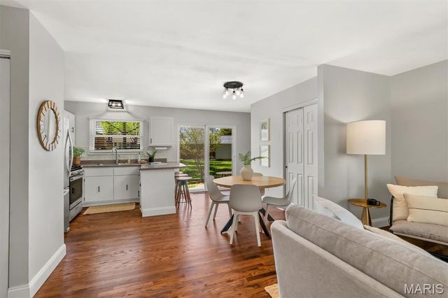 1107 Grenadier Lane, Manchester, MO 63021