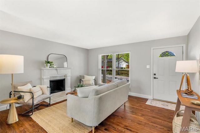 1107 Grenadier Lane, Manchester, MO 63021