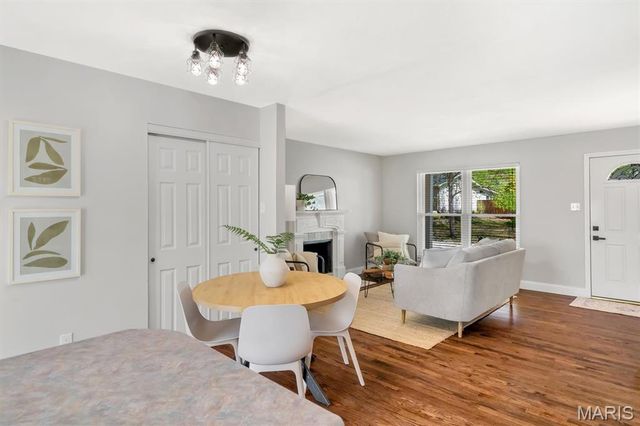 1107 Grenadier Lane, Manchester, MO 63021