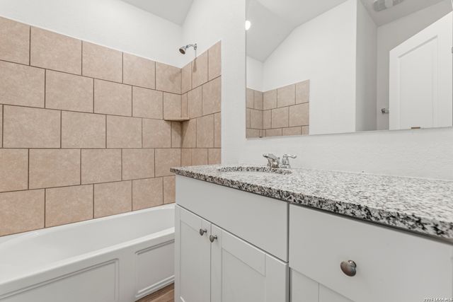 10651 ERINITA WAY, Converse, TX 78109