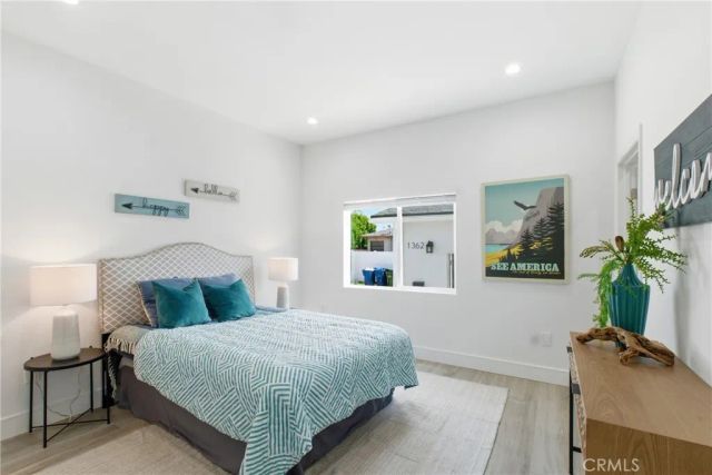1364 S Ridgeley, Los Angeles, CA 90019