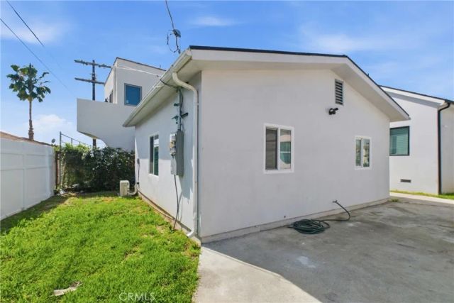 1364 S Ridgeley, Los Angeles, CA 90019