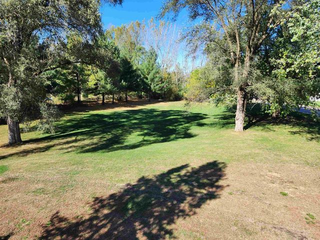 2290 S Afton Road, Beloit, WI 53511