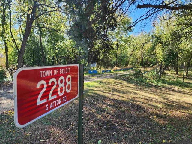 2290 S Afton Road, Beloit, WI 53511