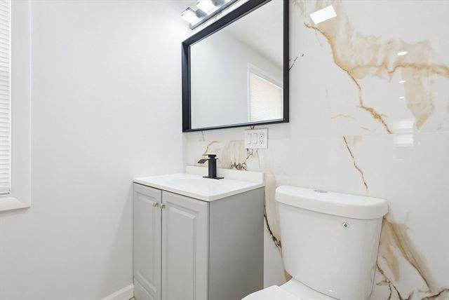 26 Debbie Rd, Brockton, MA 02302