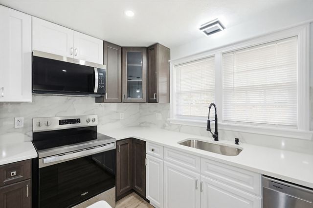 26 Debbie Rd, Brockton, MA 02302