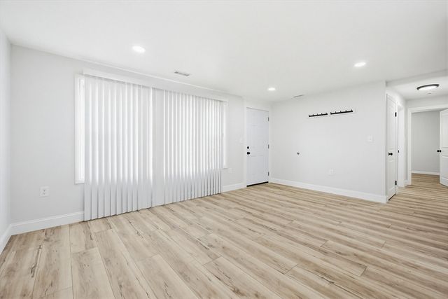 26 Debbie Rd, Brockton, MA 02302