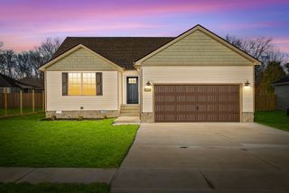 1627 Erika Dr, Clarksville, TN 37042