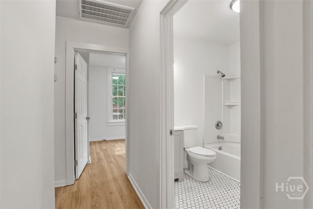 2017 Vermont, Savannah, GA 31404