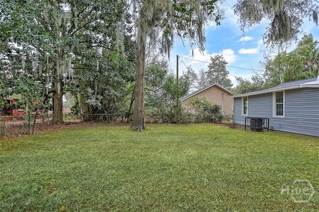 2017 Vermont, Savannah, GA 31404