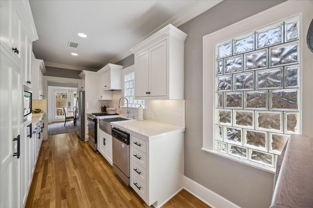 824 W Melwood Street, Houston, TX 77009