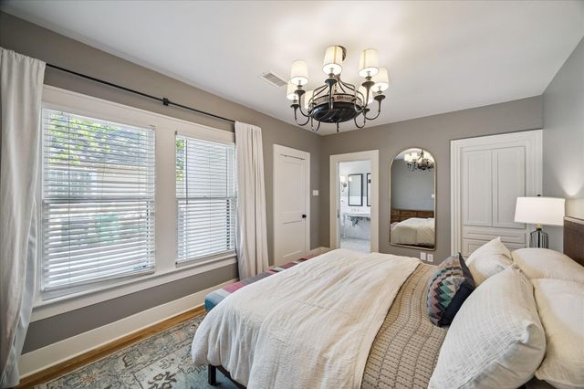 824 W Melwood Street, Houston, TX 77009