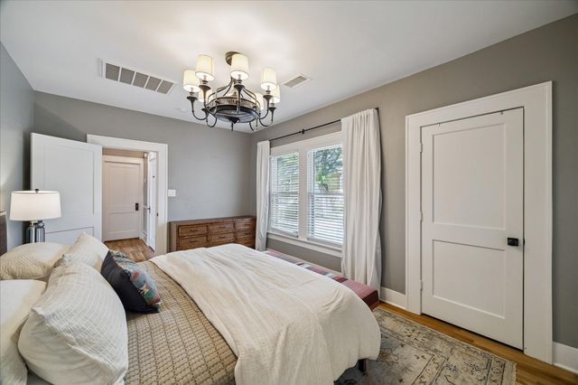 824 W Melwood Street, Houston, TX 77009