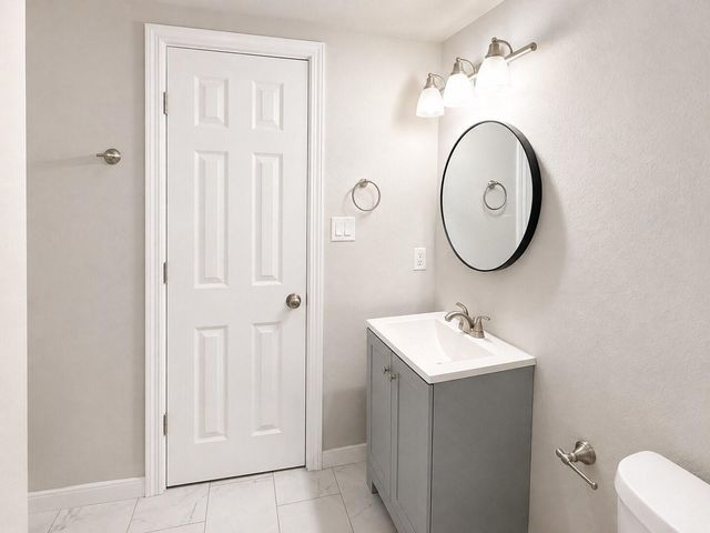 15517 Highway 6, Santa Fe, TX 77517