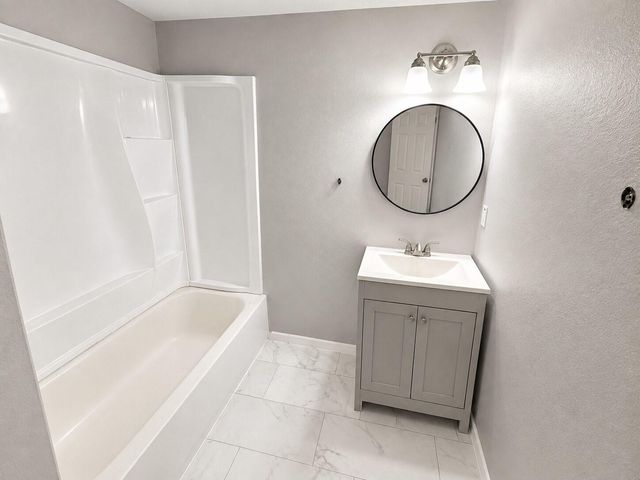 15517 Highway 6, Santa Fe, TX 77517