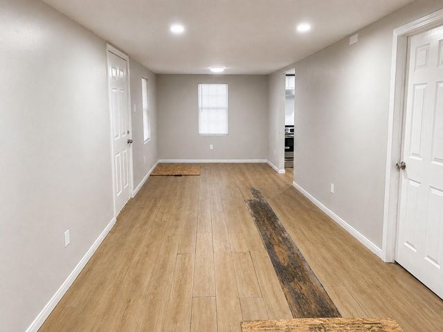 15517 Highway 6, Santa Fe, TX 77517