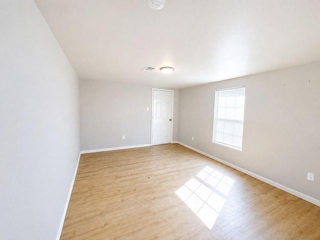 15517 Highway 6, Santa Fe, TX 77517