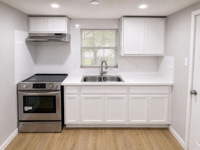 15517 Highway 6, Santa Fe, TX 77517