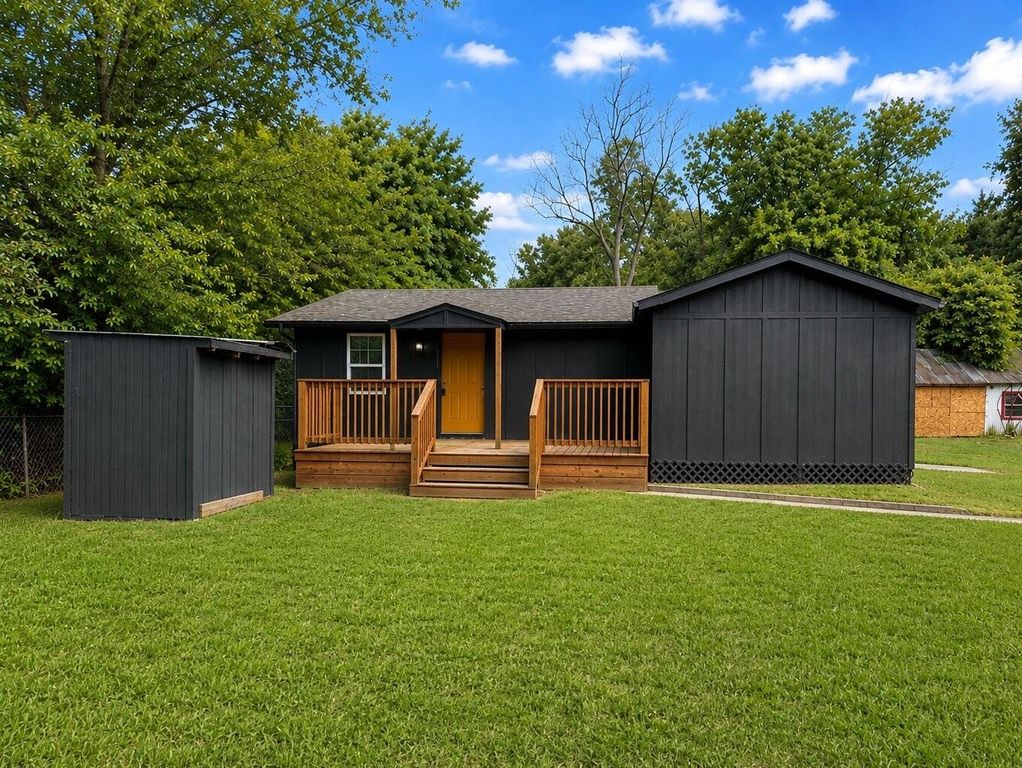 15517 Highway 6, Santa Fe, TX 77517