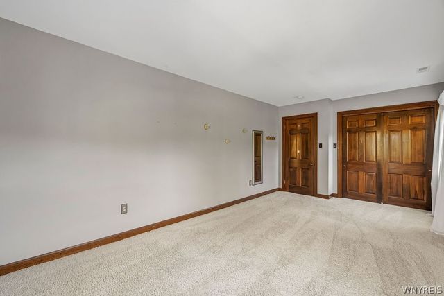 5650 Wendy Circle, Lockport Town, NY 14094