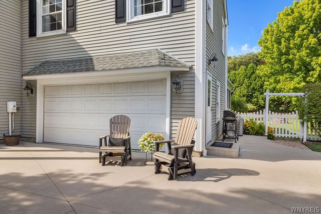 5650 Wendy Circle, Lockport Town, NY 14094