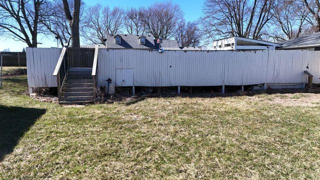 508 E Price Avenue, Savannah, MO 64485