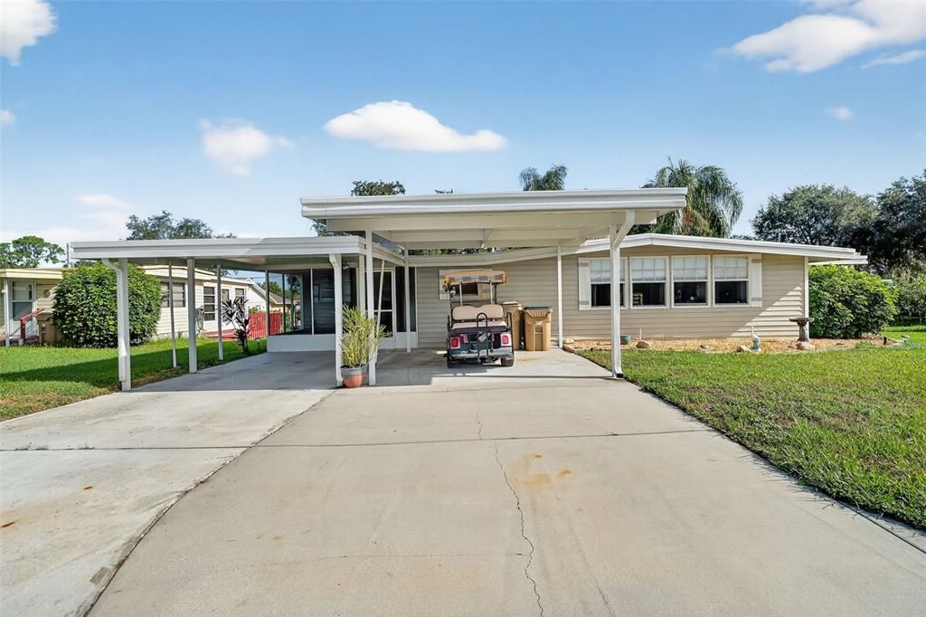 11905 LINDA AVENUE, Tavares, FL 32778