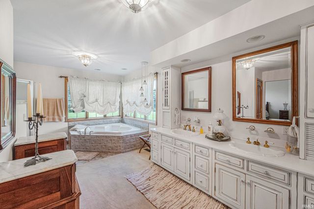 10872 N 875 E, Otterbein, IN 47970