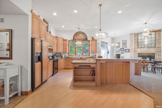 10872 N 875 E, Otterbein, IN 47970