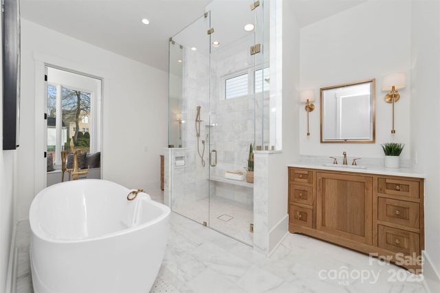 216 Walnut Street, Davidson, NC 28036