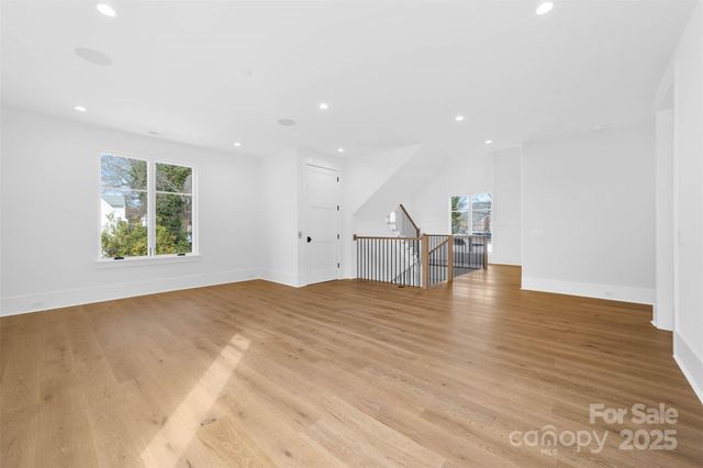 216 Walnut Street, Davidson, NC 28036