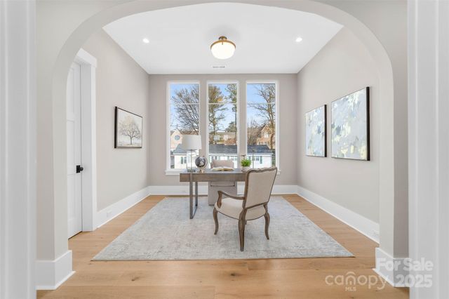 216 Walnut Street, Davidson, NC 28036