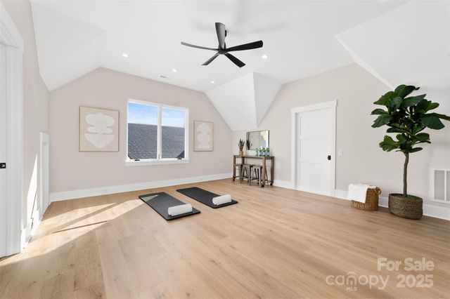 216 Walnut Street, Davidson, NC 28036