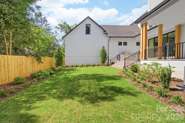 216 Walnut Street, Davidson, NC 28036