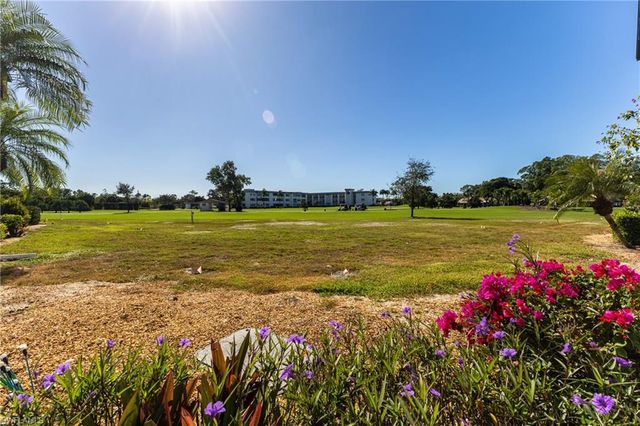 1740 Pine Valley DR # 211, Fort Myers, FL 33907