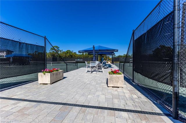 1740 Pine Valley DR # 211, Fort Myers, FL 33907