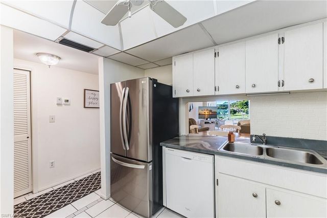 1740 Pine Valley DR # 211, Fort Myers, FL 33907