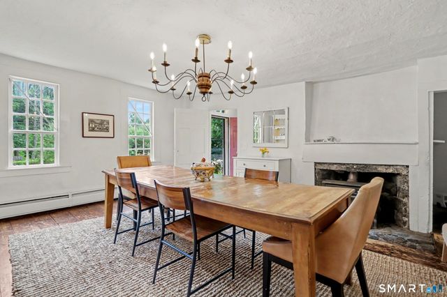 132 Westport Road, Wilton, CT 06897
