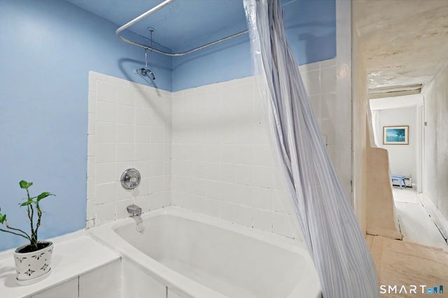 132 Westport Road, Wilton, CT 06897