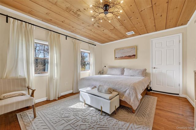 96 Lower Wisner Road, Warwick, NY 10990