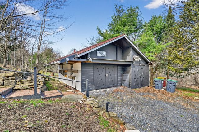 96 Lower Wisner Road, Warwick, NY 10990