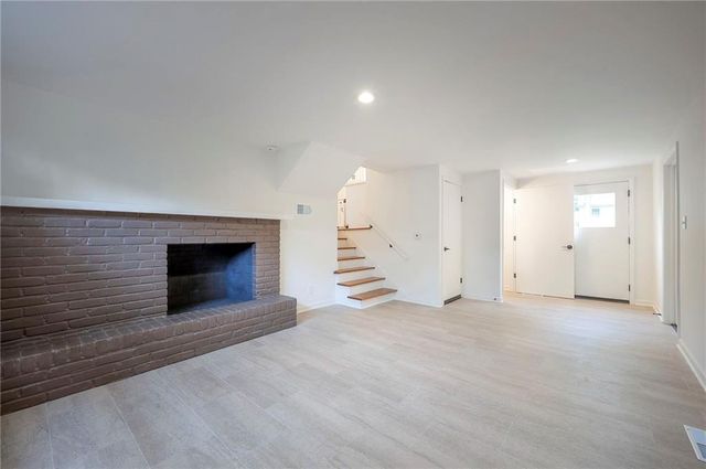 7622 W 97th Terrace, Overland Park, KS 66212