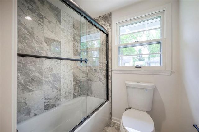 7622 W 97th Terrace, Overland Park, KS 66212
