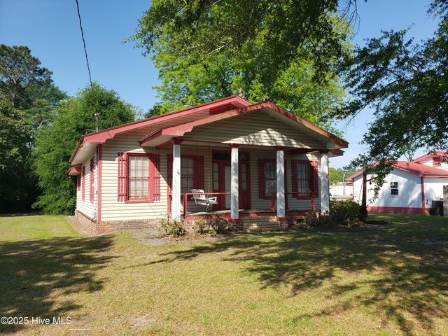 809 Conway Road, Fair Bluff, NC 28439
