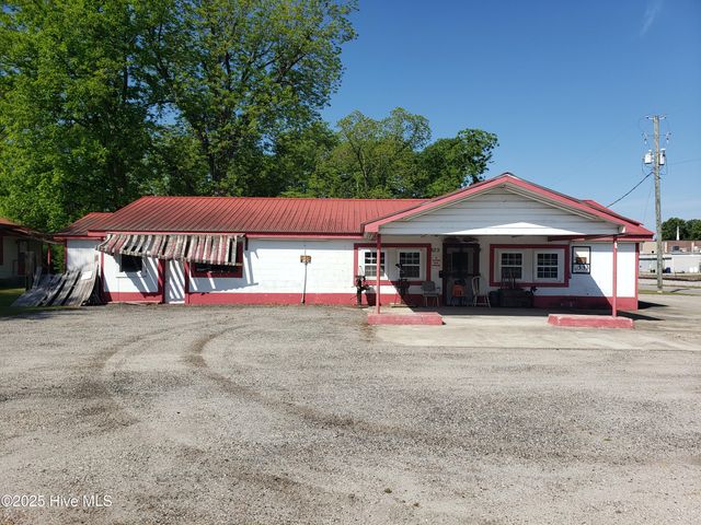 809 Conway Road, Fair Bluff, NC 28439