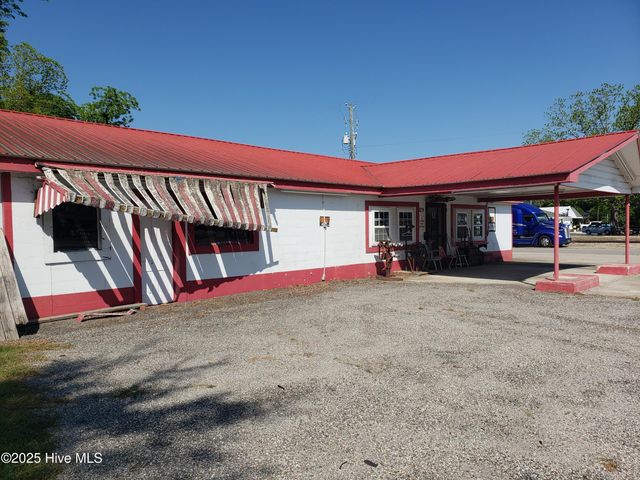 809 Conway Road, Fair Bluff, NC 28439