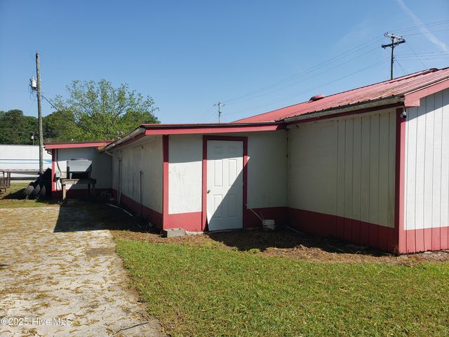 809 Conway Road, Fair Bluff, NC 28439